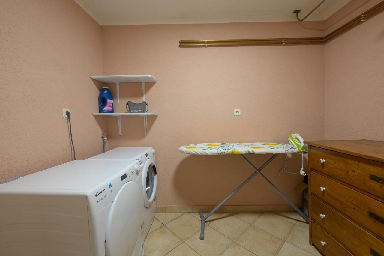 Holiday Apartment Ariella Krizanici Экстерьер фото