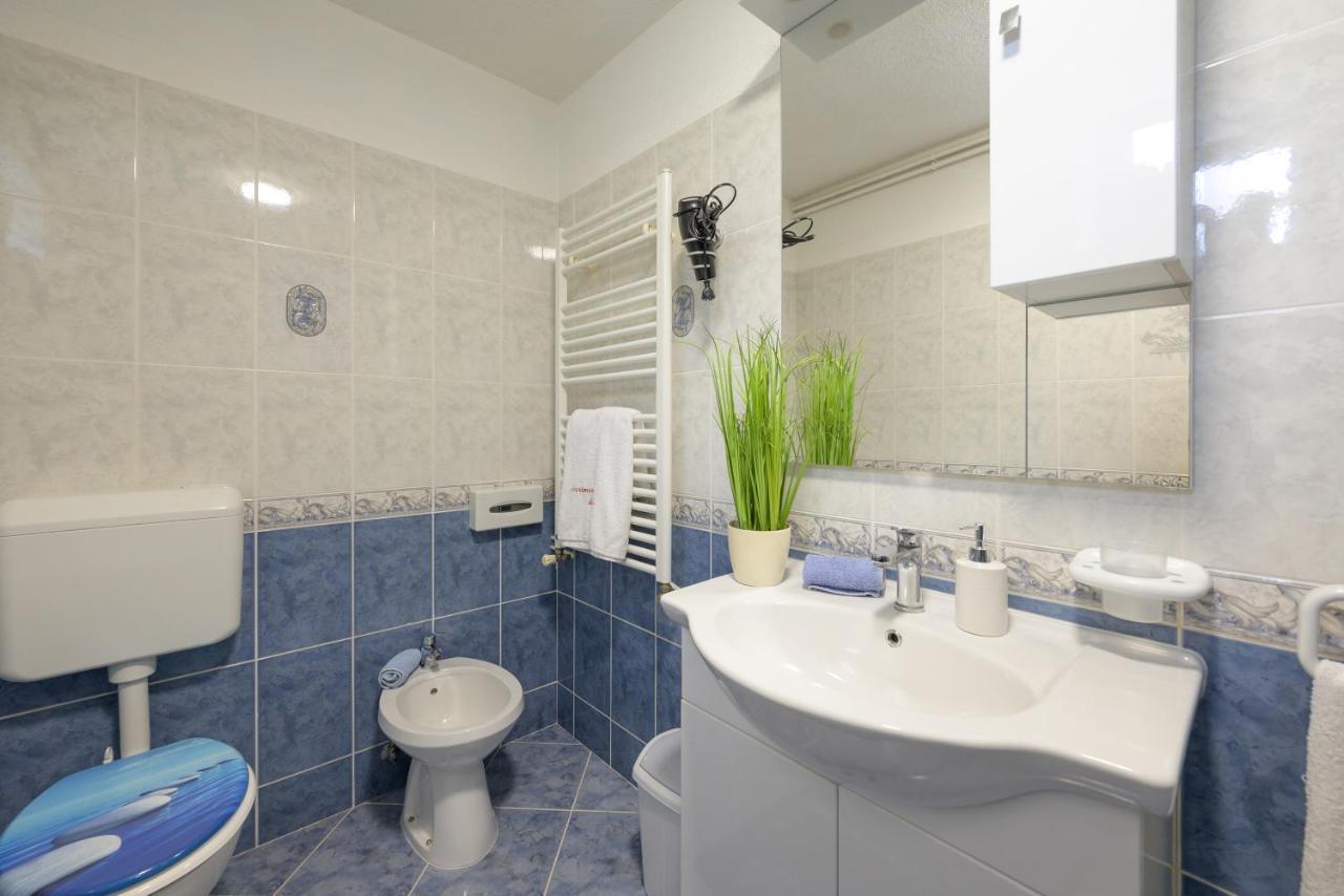 Holiday Apartment Ariella Krizanici Экстерьер фото